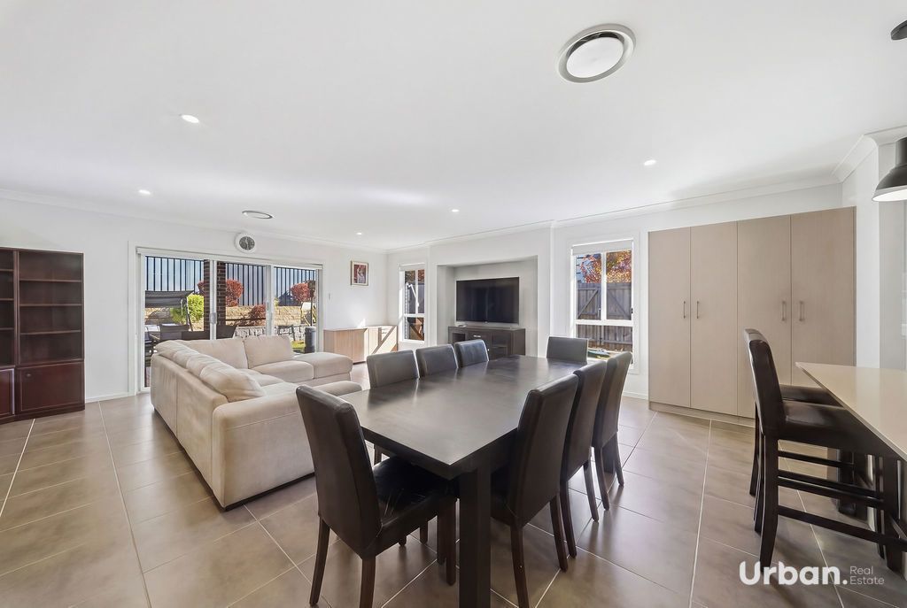 Oran Park 16 Herd Street