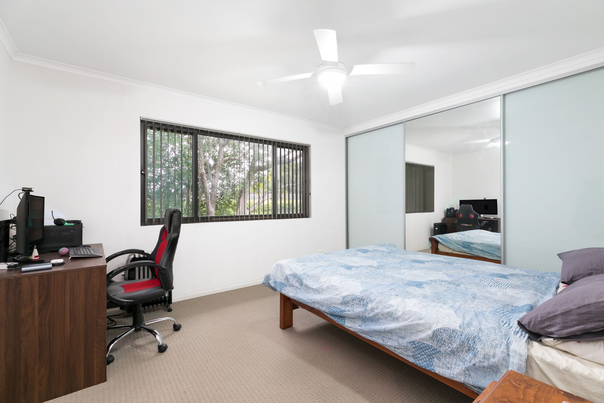 33 Hinkler Avenue, CARINGBAH, Caringbah - Thumbnail 5