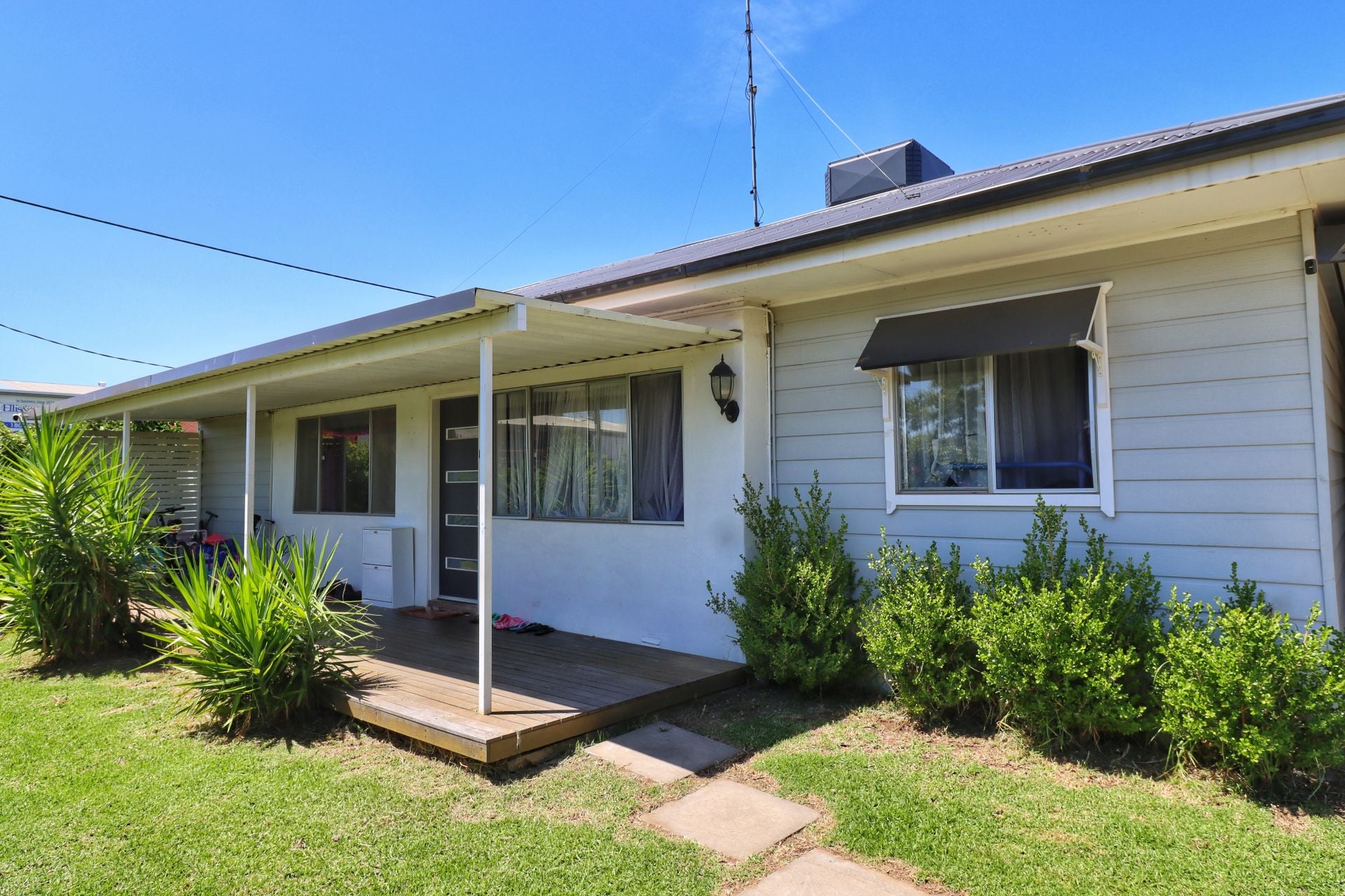 21 Hood Street, COWRA, Cowra - Thumbnail 2