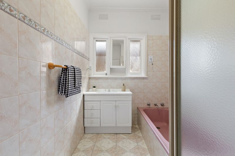 13 Thomas Street, Thomastown