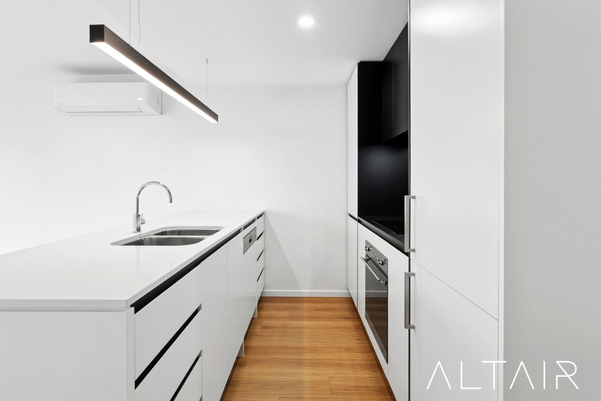 512/19 Challis Street, Dickson, ACT, Dickson - Thumbnail 2