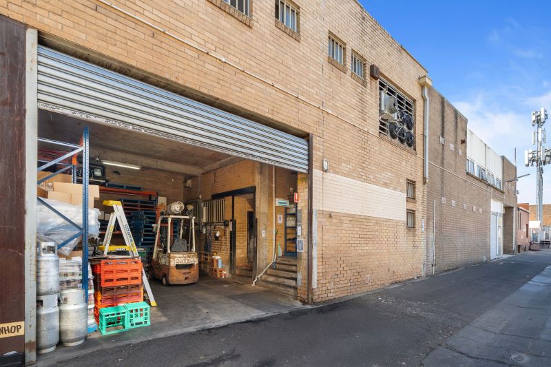 296 Station Street, Lalor