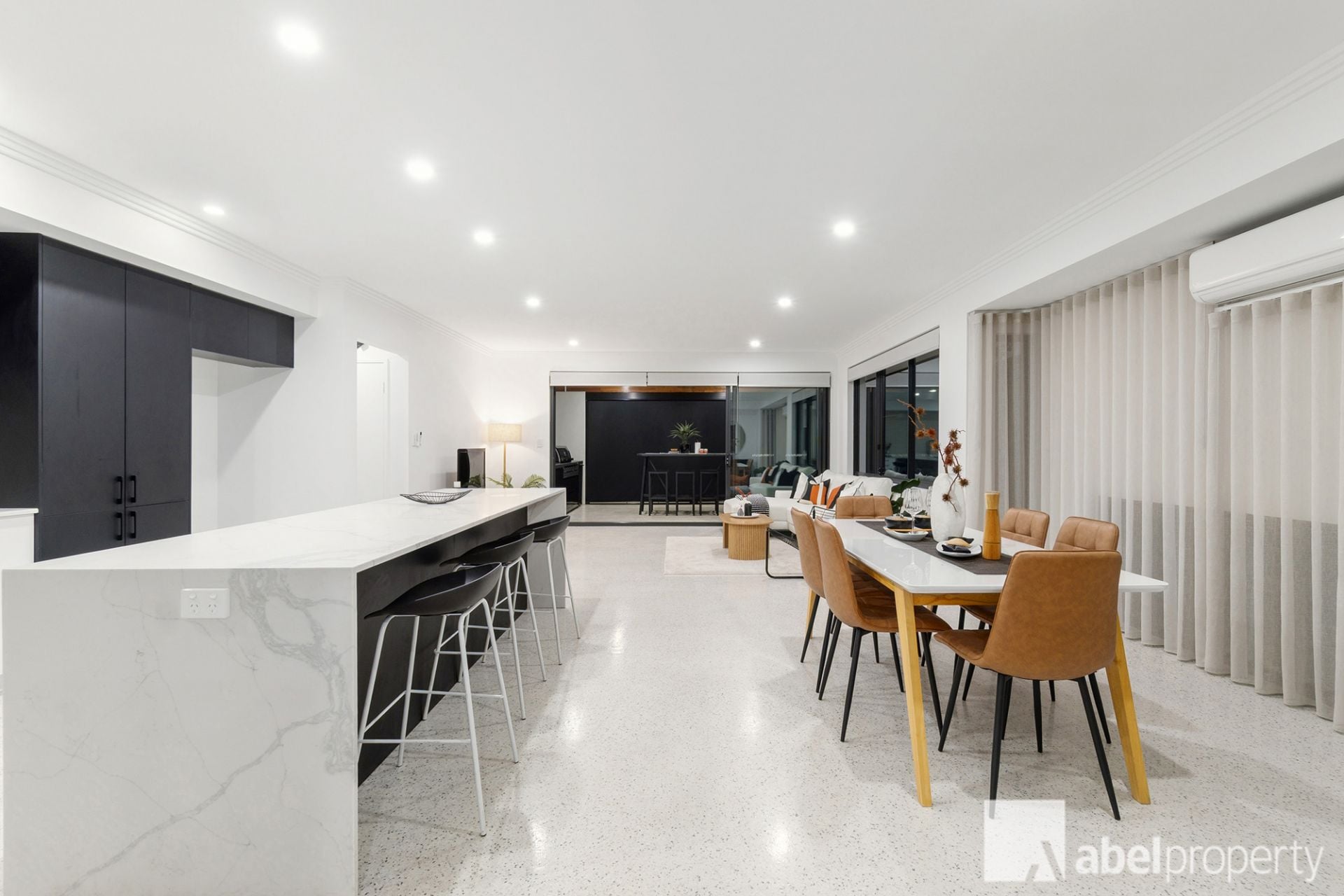 7A Heaton Road Yokine WA, Yokine - Thumbnail 2