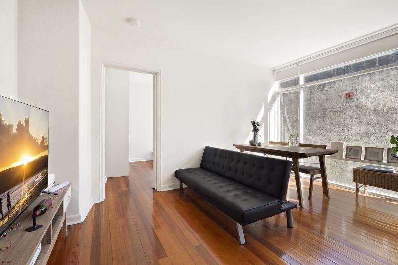 6/4 Witchwood Close, South Yarra