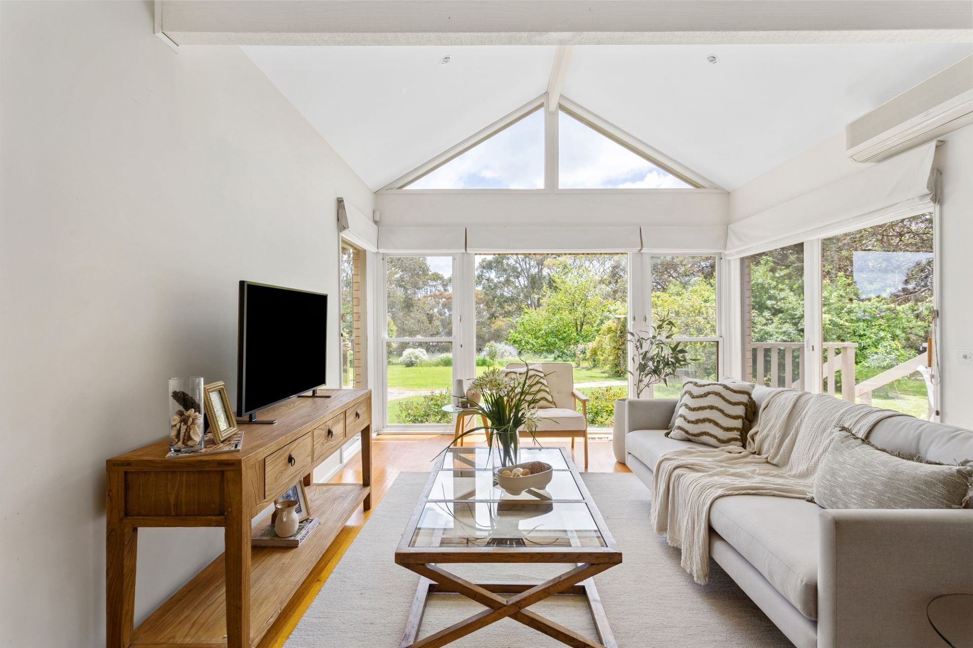 13 Norman Street, Somers, Somers - Thumbnail 7