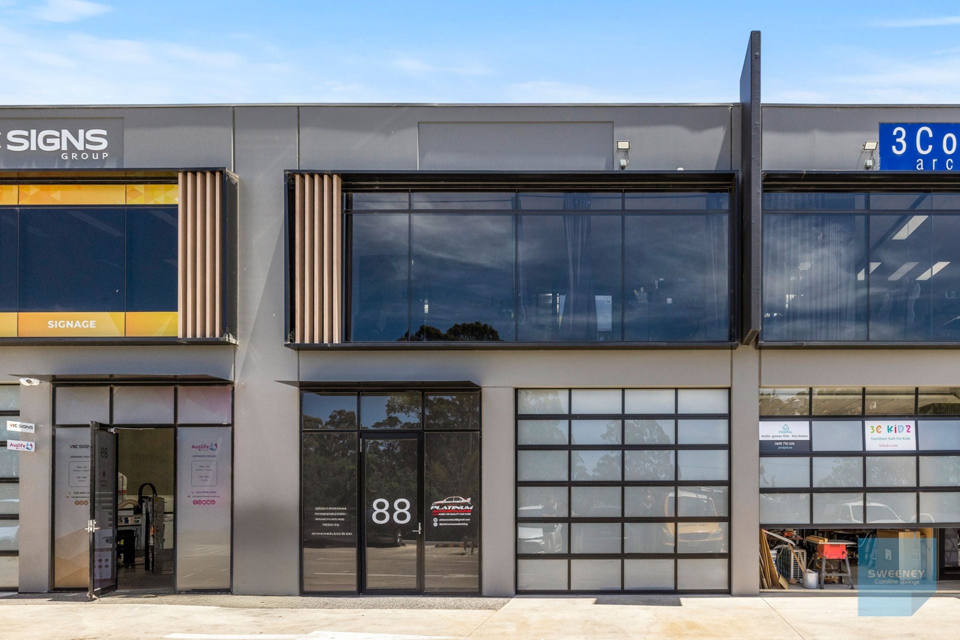 88/90 Cranwell Street, Braybrook - Thumbnail 2