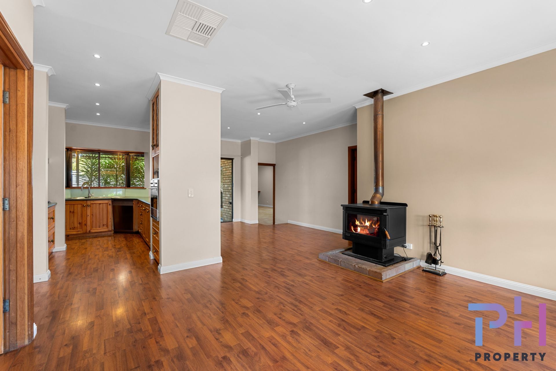 13 Emmaline Drive Maiden Gully VIC, Maiden Gully - Thumbnail 2