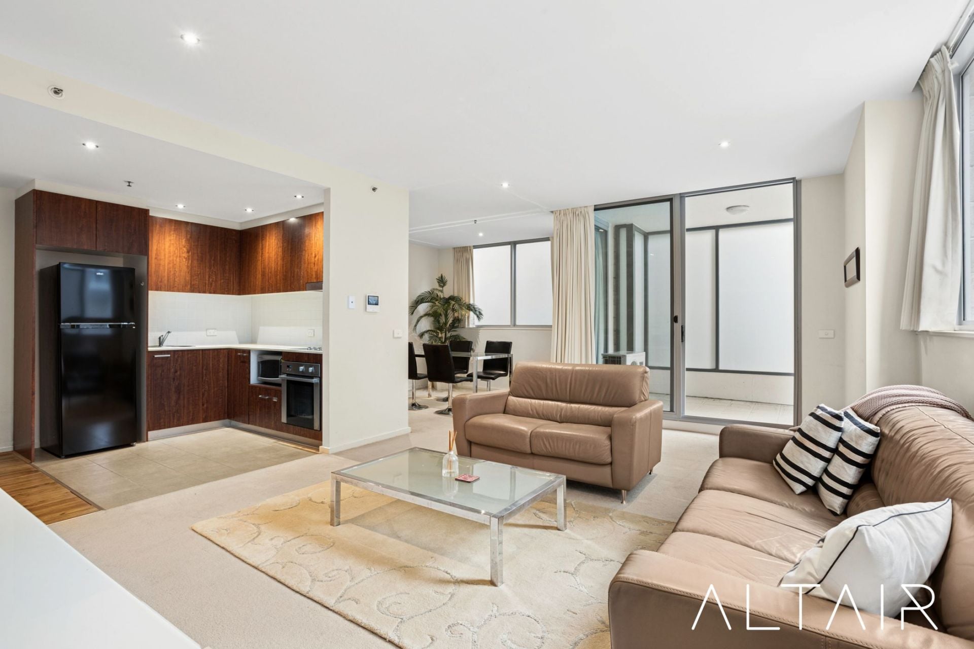 7/2 Edinburgh Avenue, City, ACT, City - Thumbnail 3