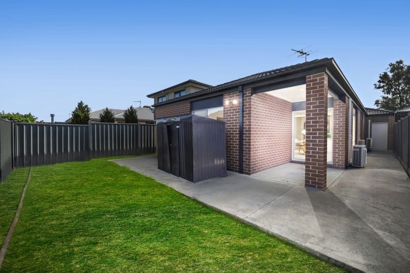 17 Admiration Drive, Craigieburn