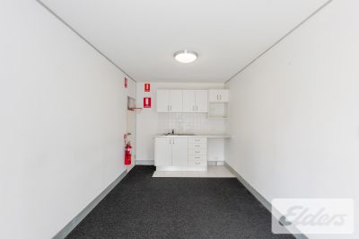HIGHLY PRESENTABLE OFFICE / WAREHOUSE IN EAST BRISBANE!