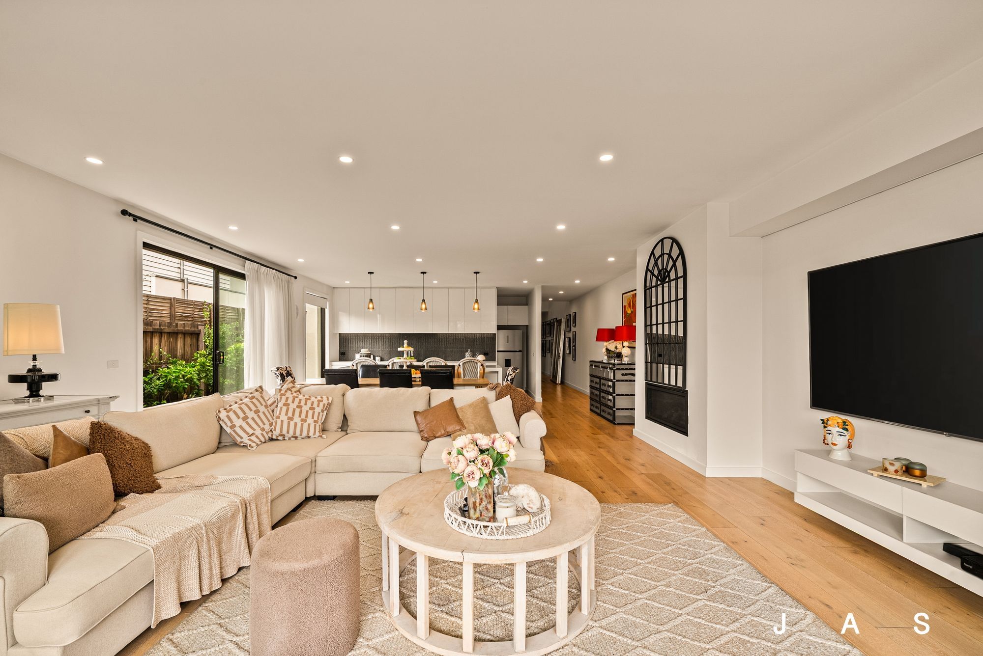 116 The Avenue Spotswood VIC, Spotswood - Thumbnail 3