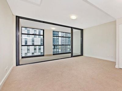 Chatswood 1805/438 Victoria Avenue