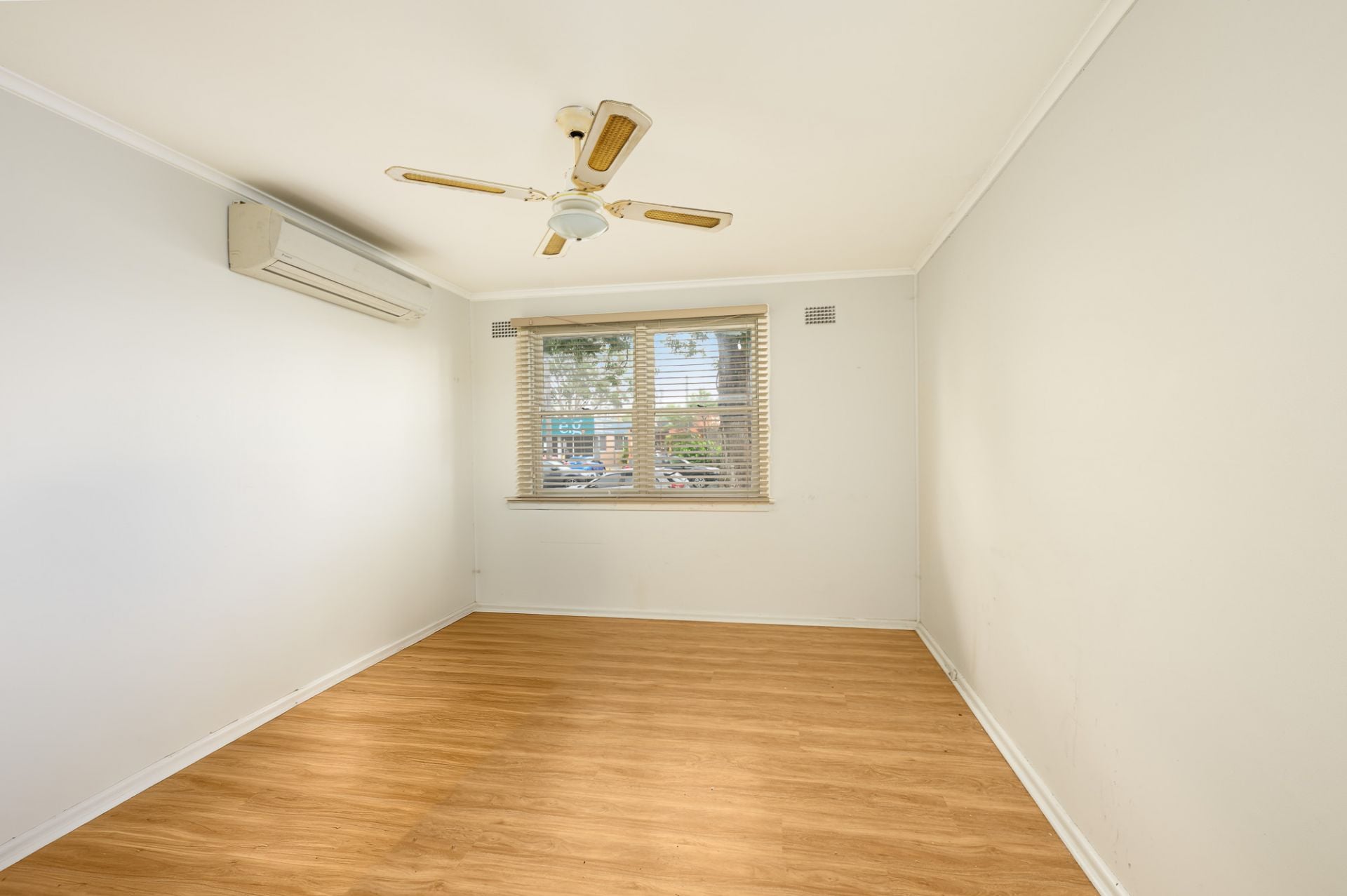 48 Selems Parade Revesby NSW, Revesby - Thumbnail 7