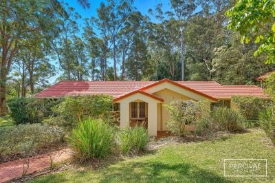 Peaceful Greenbelt Living, Minutes from the Coastline