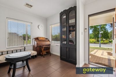 16 New England Vista, Aubin Grove