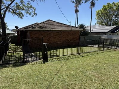 Mannering Park 68 Griffith Street
