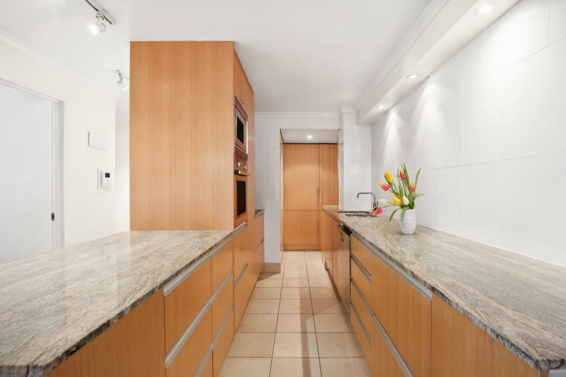 39/71 Victoria Street, Potts Point, Potts Point - Thumbnail 3