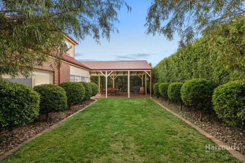 37 St Georges Avenue, Caroline Springs