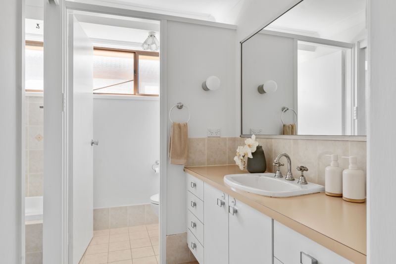 Perfect Family Haven in Prime Ruse Location