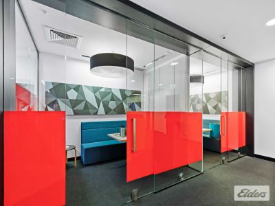 HIGH EXPOSURE GROUND FLOOR RETAIL/OFFICE!