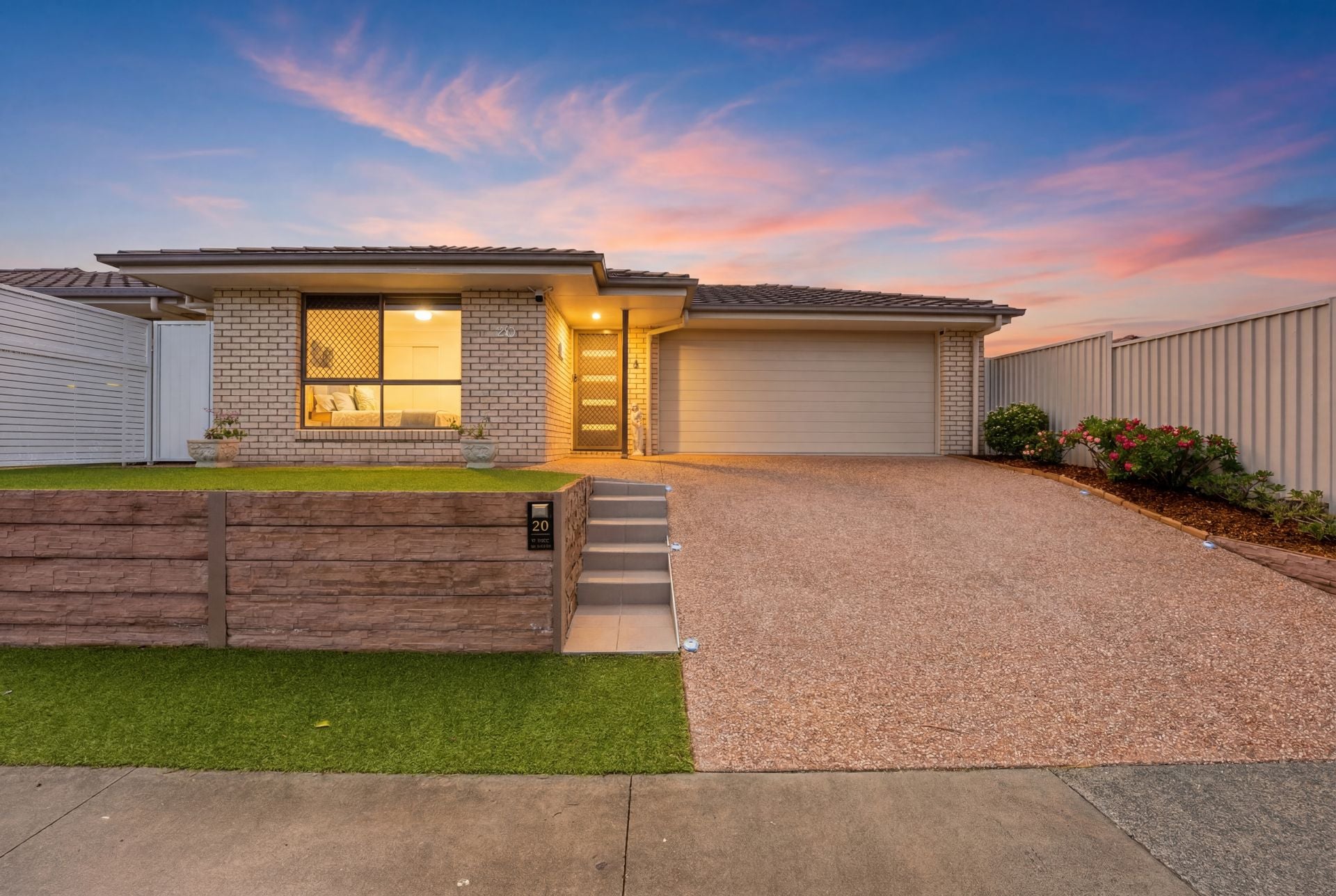 20 Village Avenue, Bongaree, Bongaree - Image 1