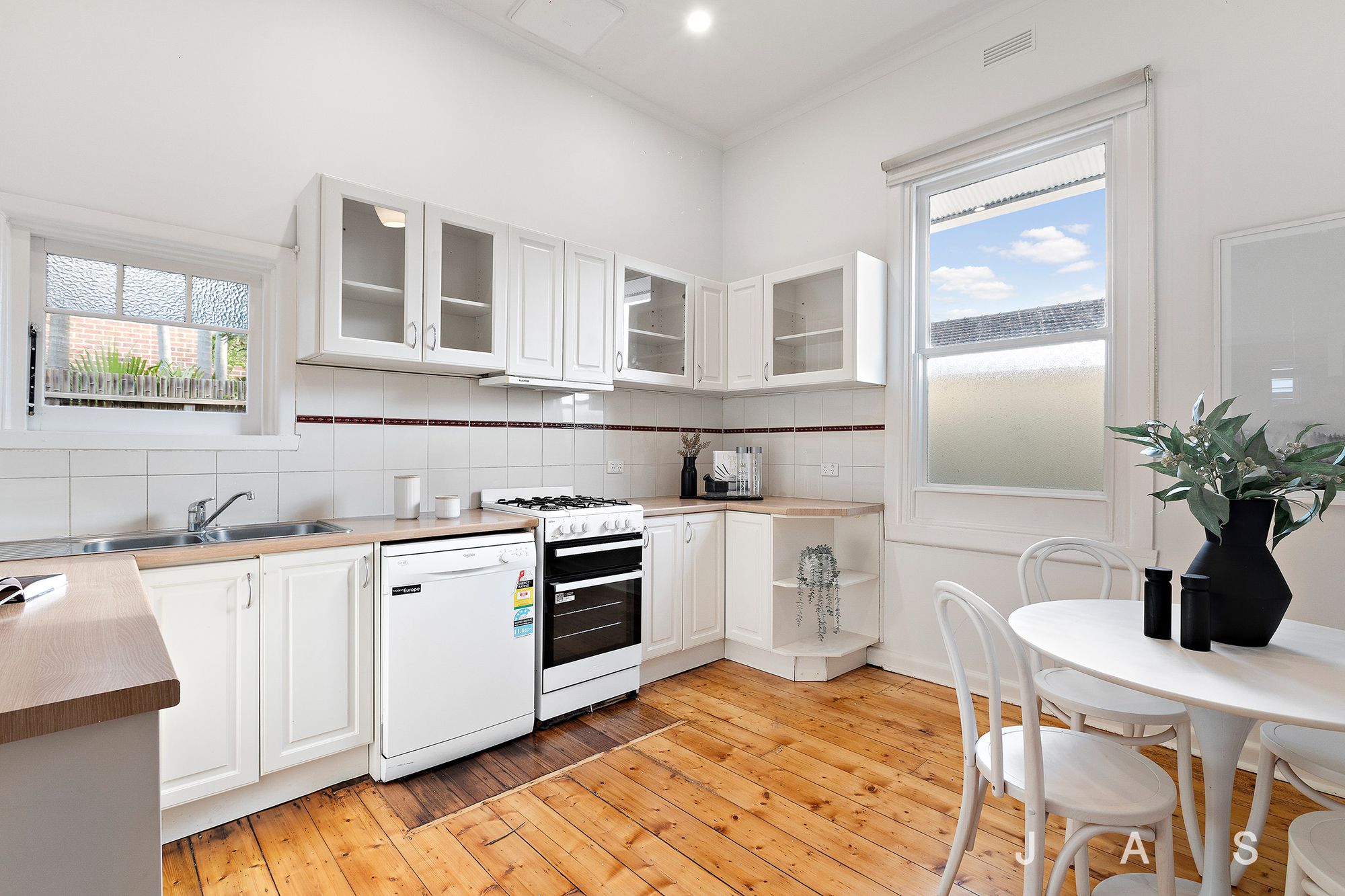 215 Buckley Street, Seddon, Seddon - Thumbnail 5