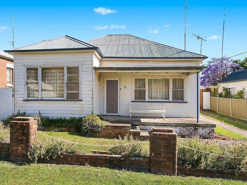 5 Stanhope Street
