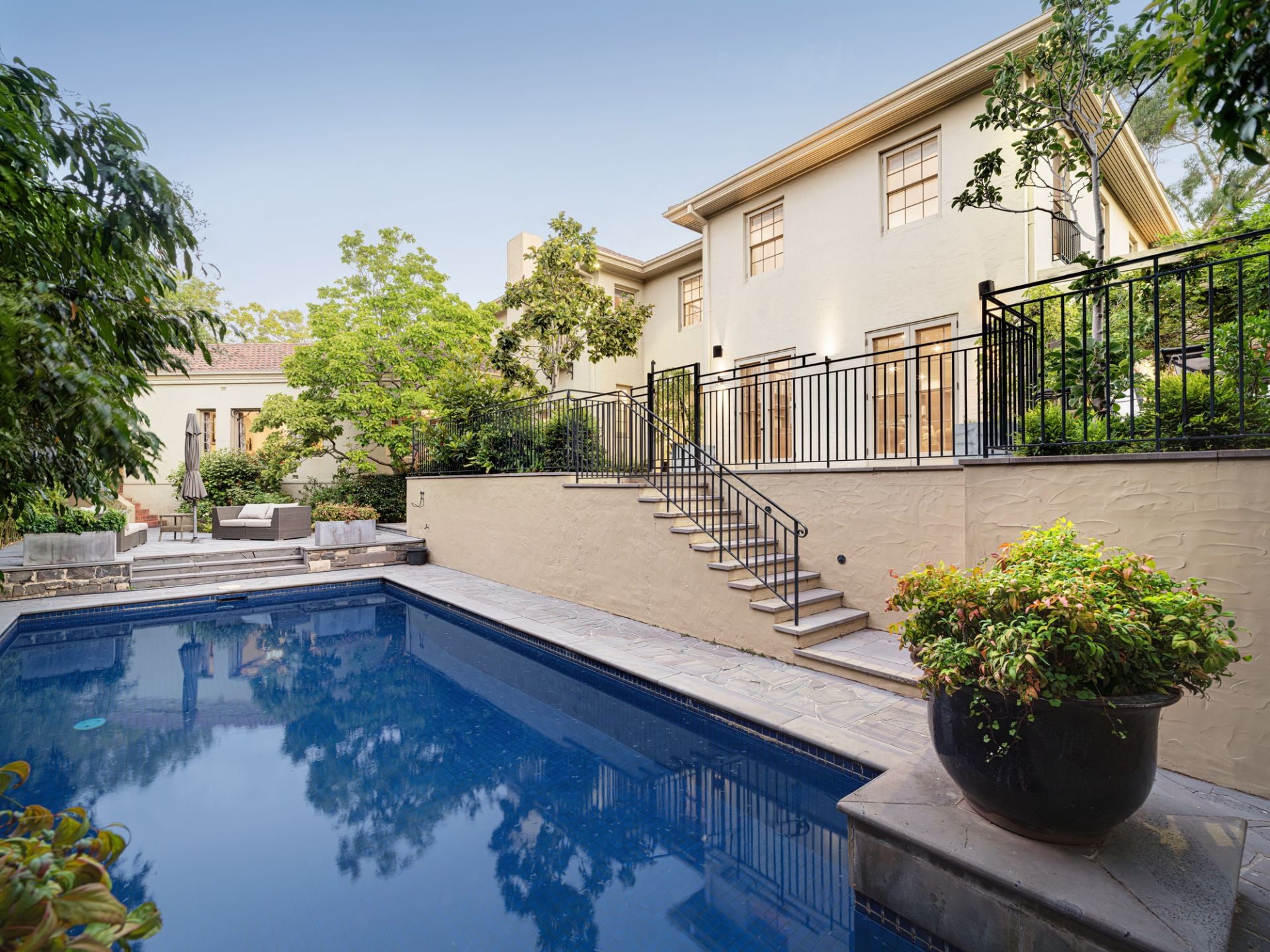 18 Maleela Avenue, Balwyn, Deepdene - Image 1