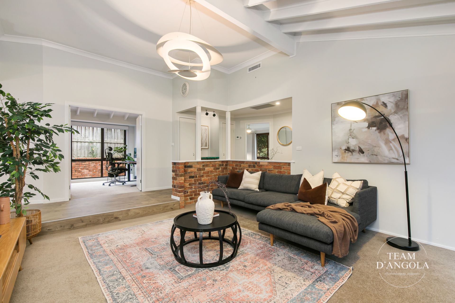 11 Glenwood Way, Castle Hill, Castle Hill - Thumbnail 5