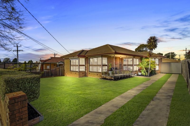 35 Winston Street, Lalor