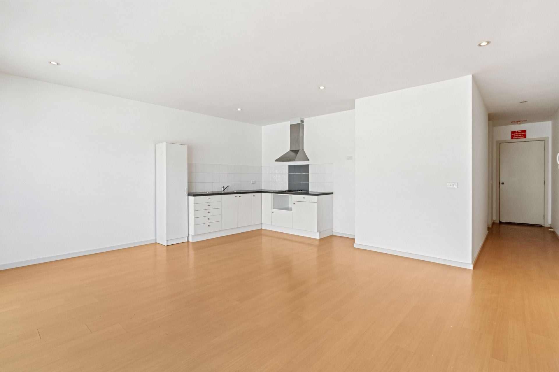 ONE BEDROOM STUDIO APARTMENT