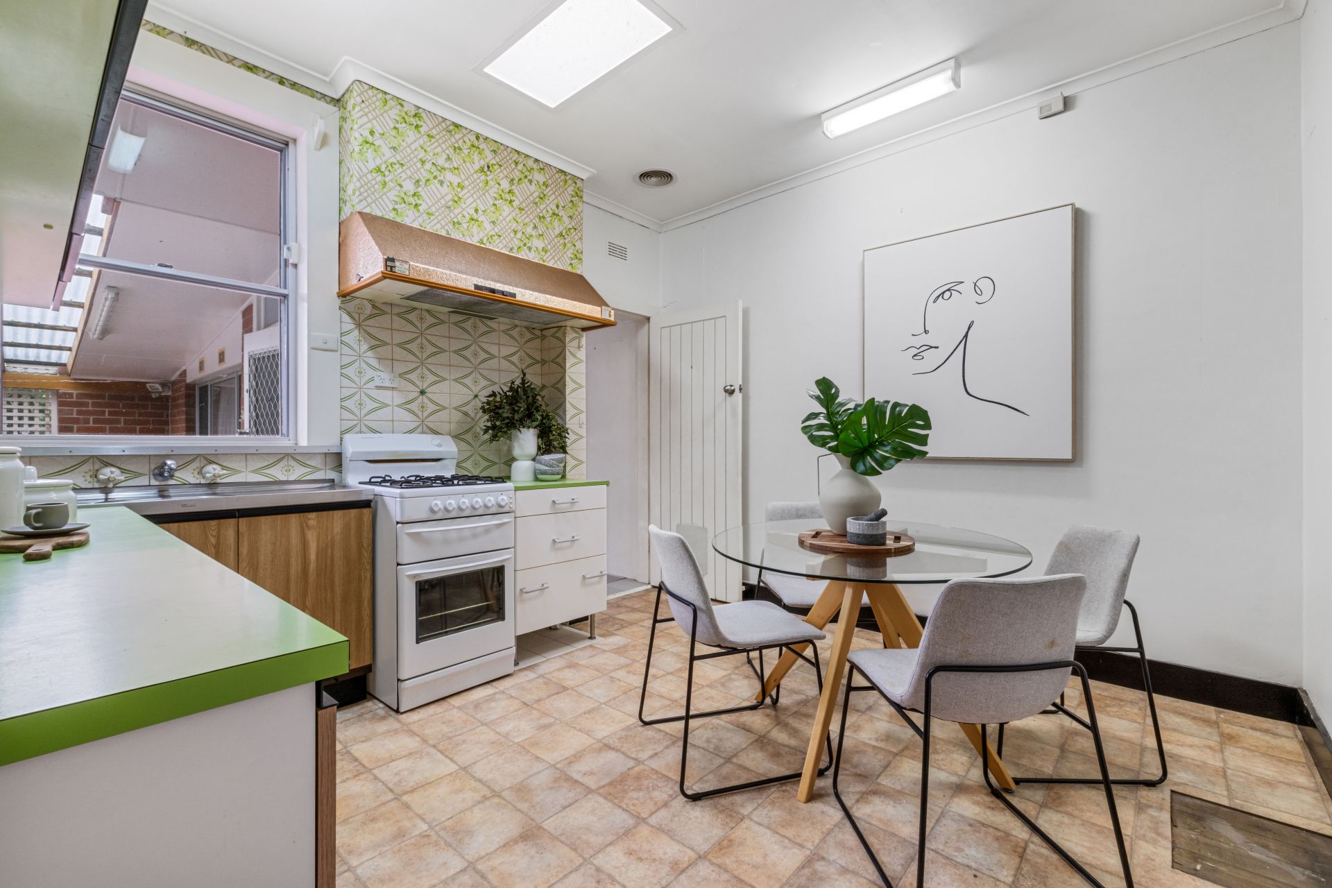A Home Of Retro Originality