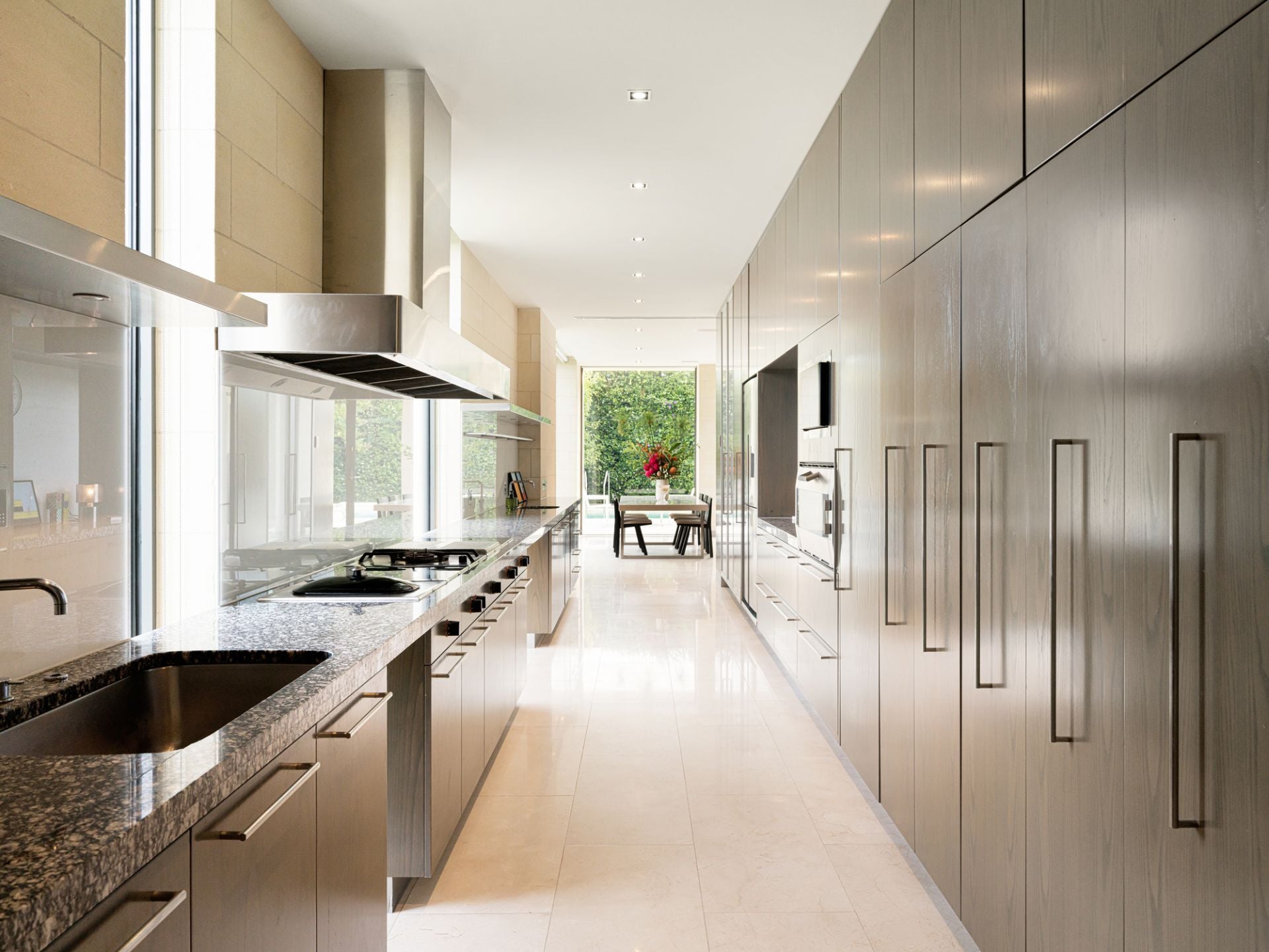 2 Rostill Court, Toorak, Toorak - Thumbnail 7