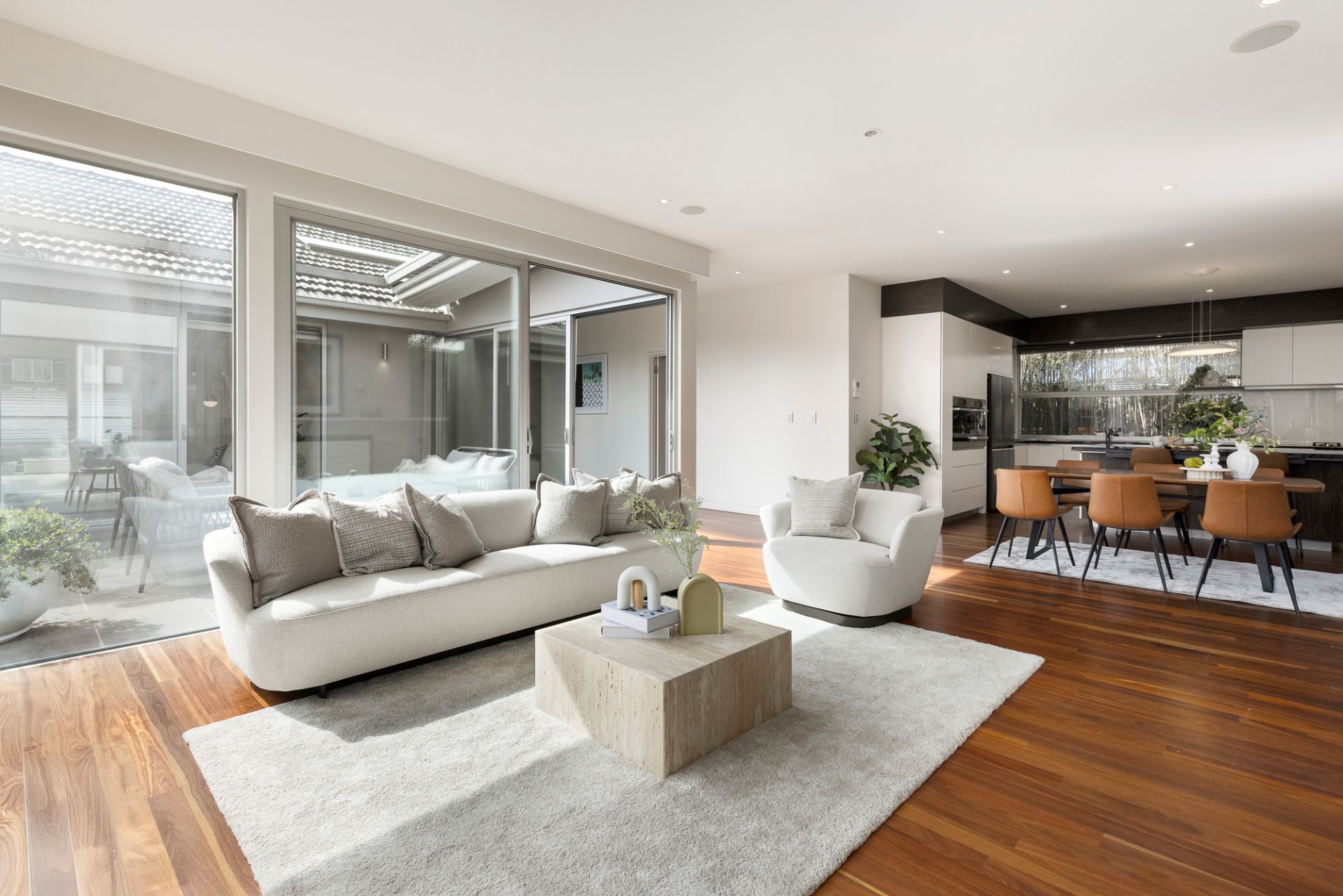 10 Heather Court, Hawthorn East, Hawthorn East - Thumbnail 8