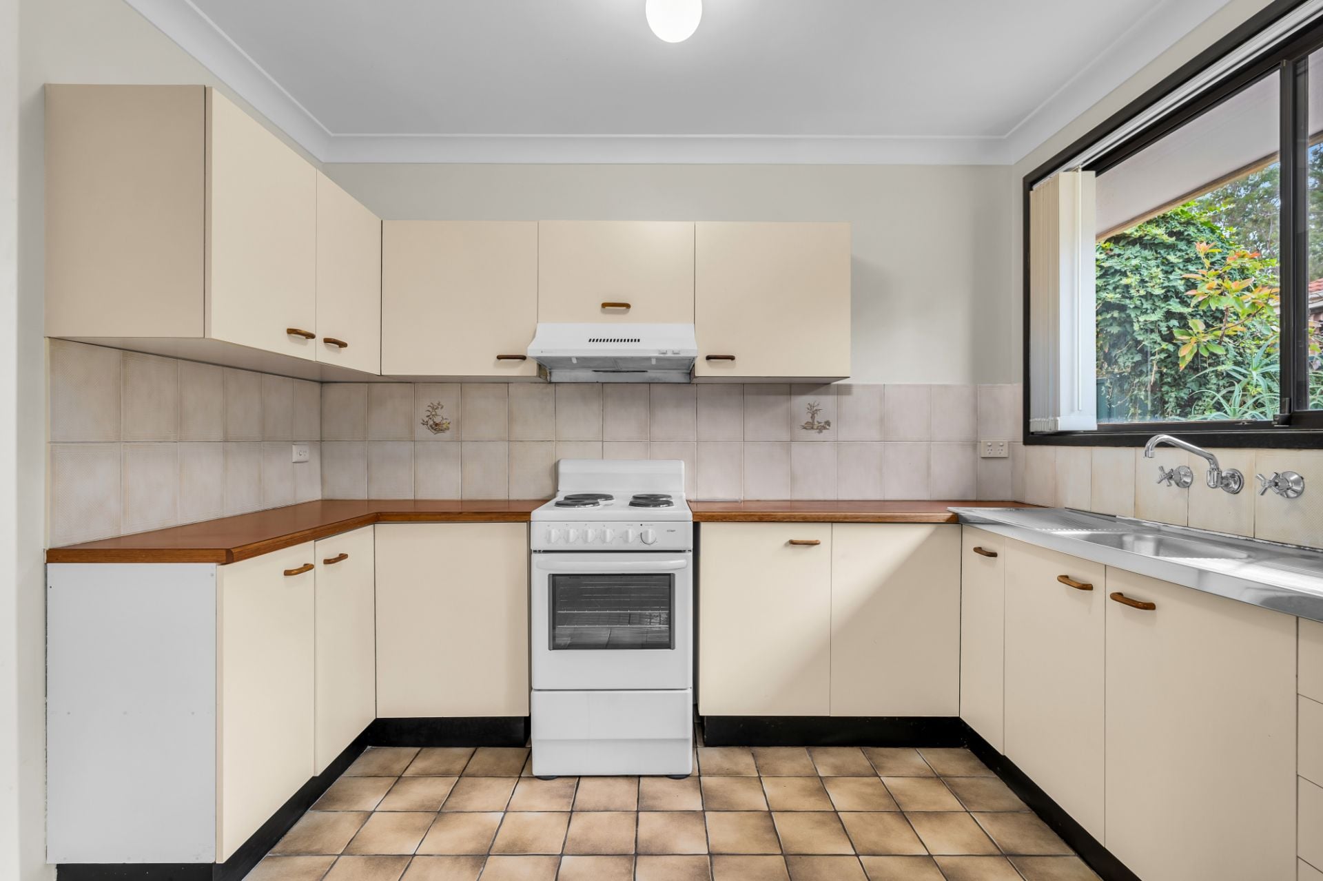 5/196-200 Harrow Road, Glenfield, Glenfield - Thumbnail 4