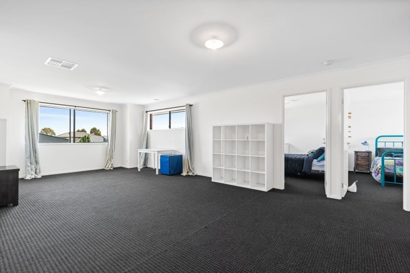 7 Playfields Place, Wollert