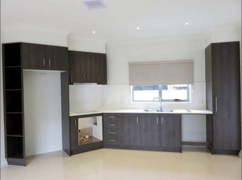 2/13 Charles Street, Thomastown