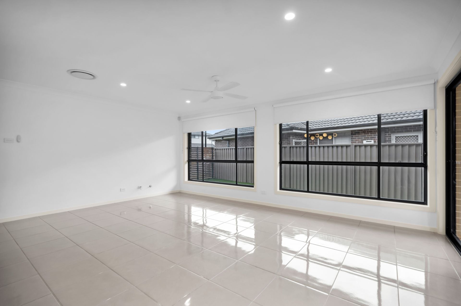 32 Carter Street, Oran Park, Oran Park - Thumbnail 4