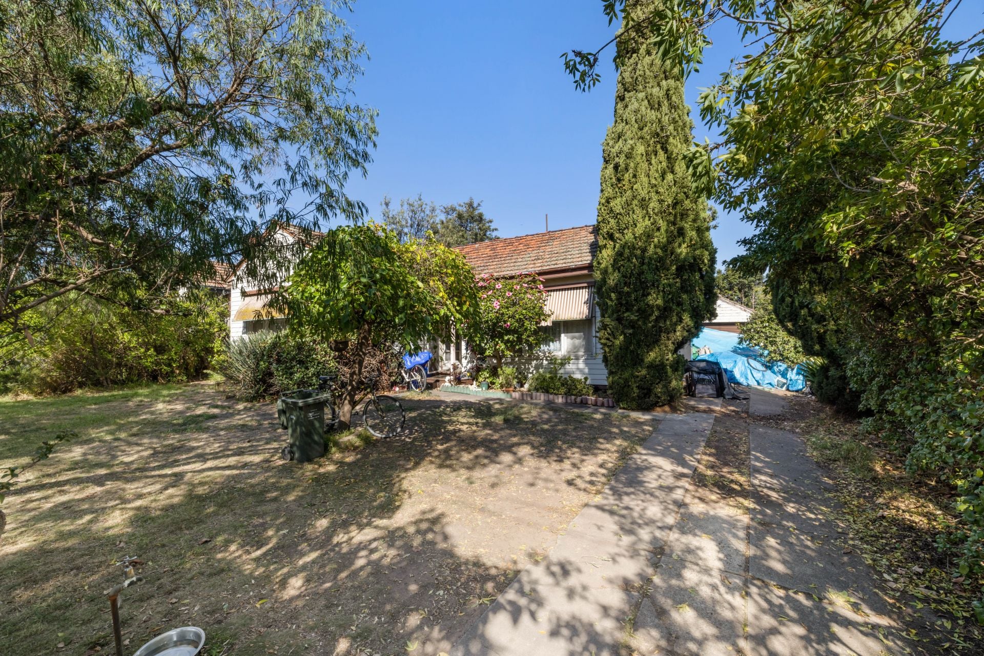 Fantastic Opportunity To Renovate, Rebuild Or Redevelop! (stca)