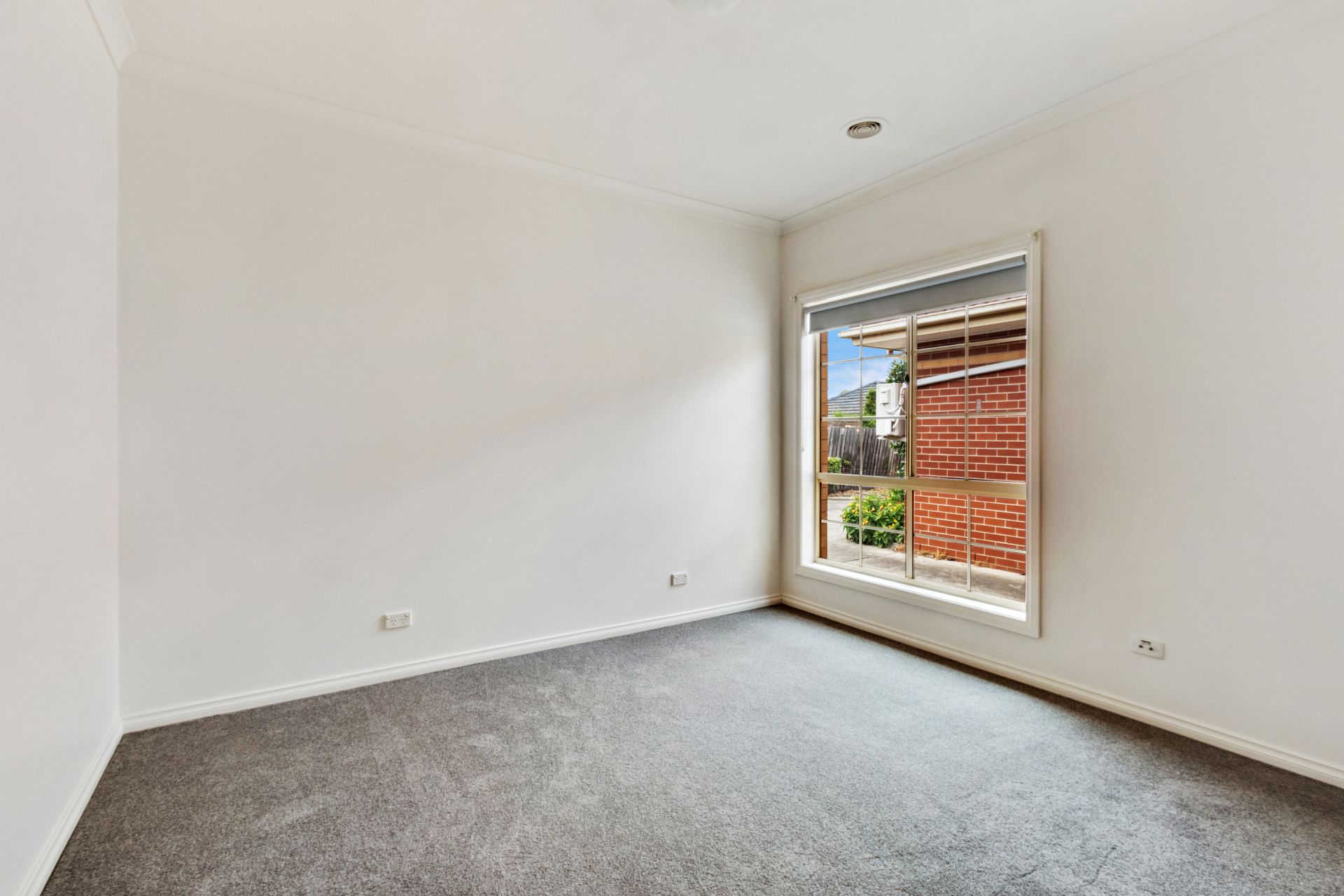SPACIOUS 3 BEDROOM