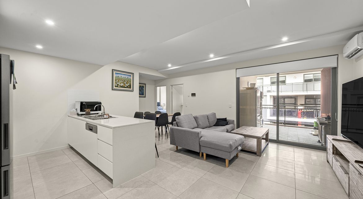 Schofields 42/6 Bingham Street