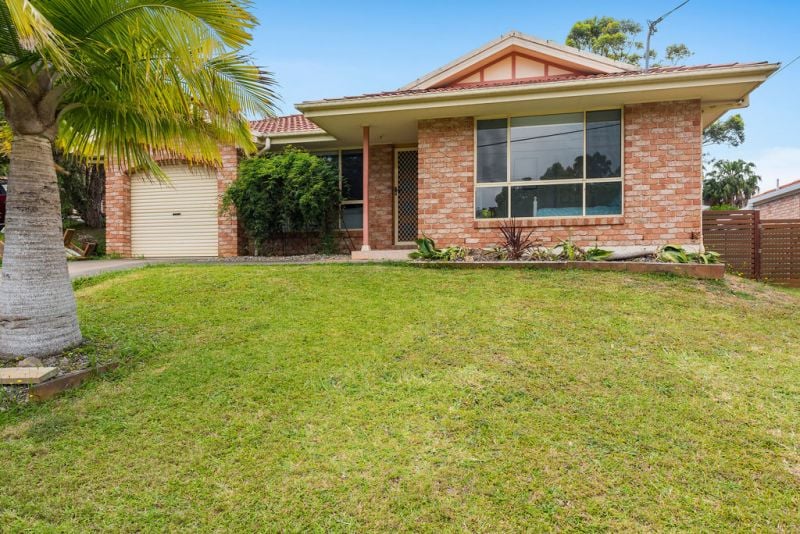 6 Ryan Crescent WOOLGOOLGA NSW