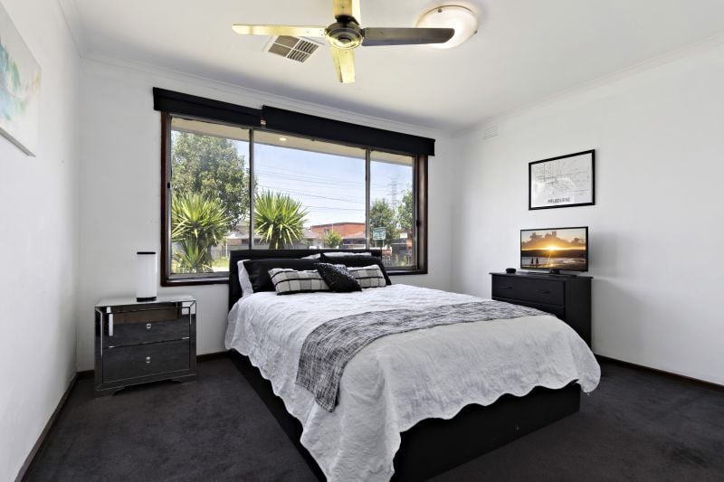 182 The Boulevard, Thomastown