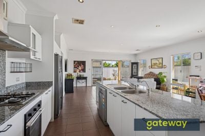 16 New England Vista, Aubin Grove