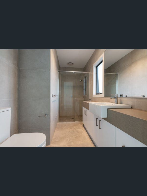 Spacious and Modern
