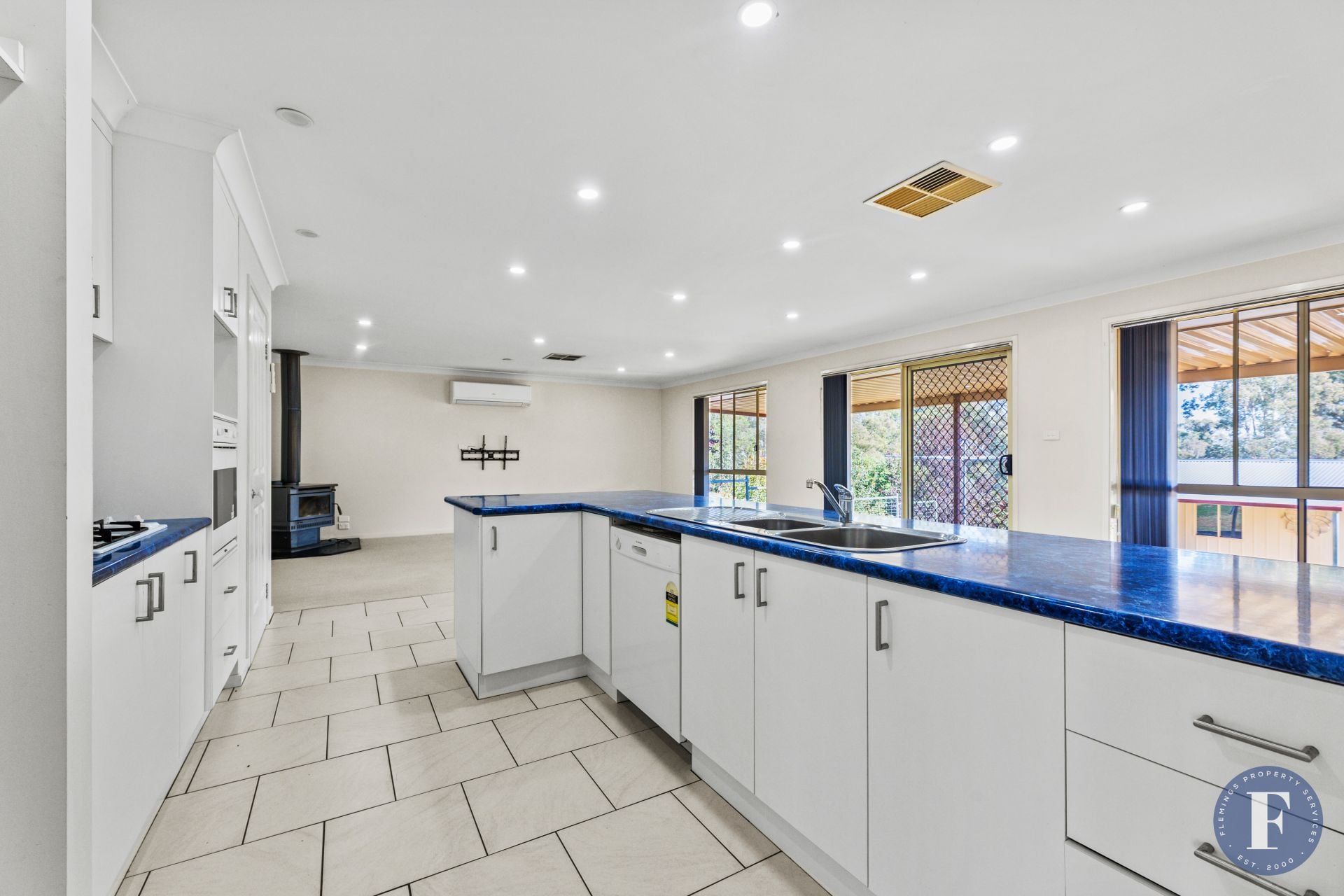 12 Rinkin Street, Cootamundra NSW, Cootamundra - Thumbnail 3