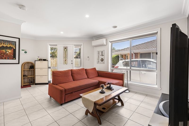 3/2 Clara Street, Fawkner