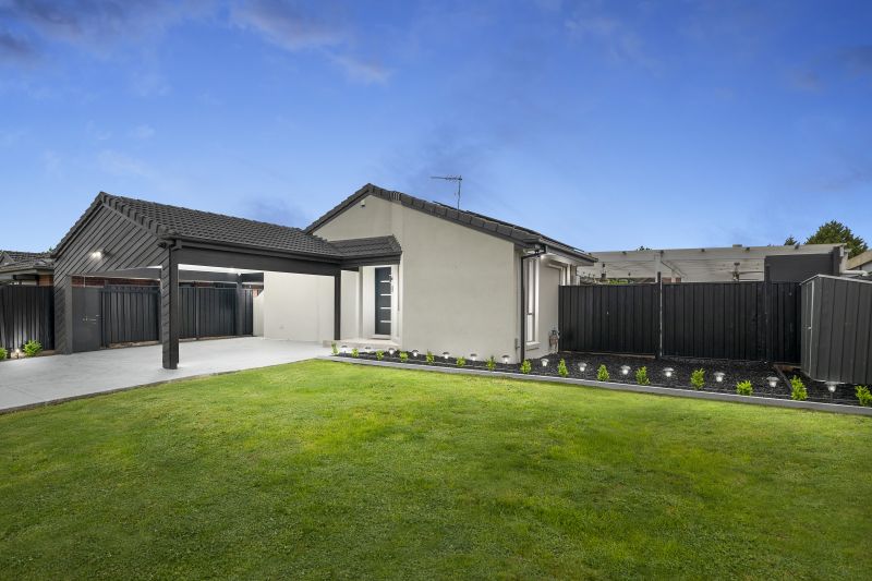 5 Pembroke Crescent, Craigieburn