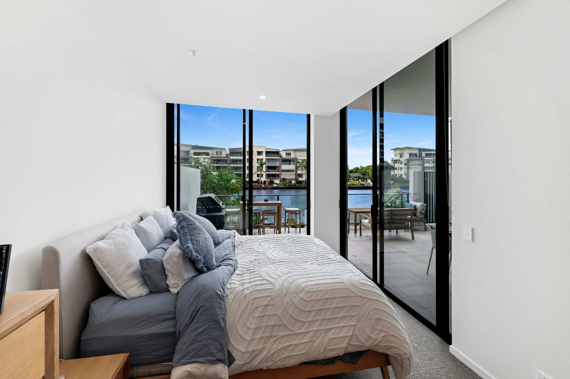 1102/6 Athena Boulevard, Hope Island QLD 4212, Hope Island - Thumbnail 6