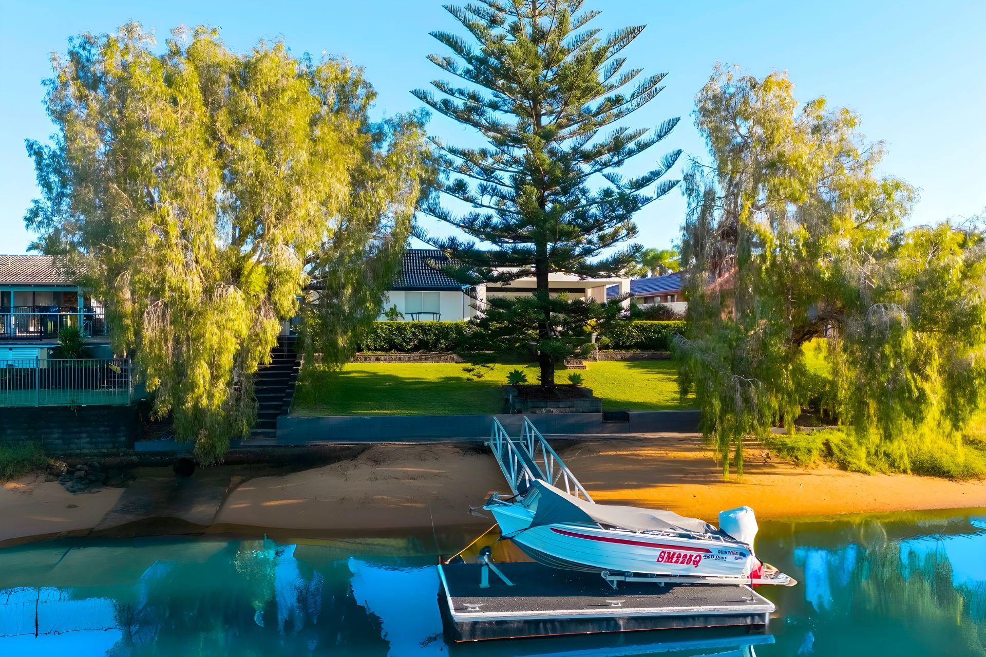 $ 2,360,000, Mermaid Waters - Thumbnail 4